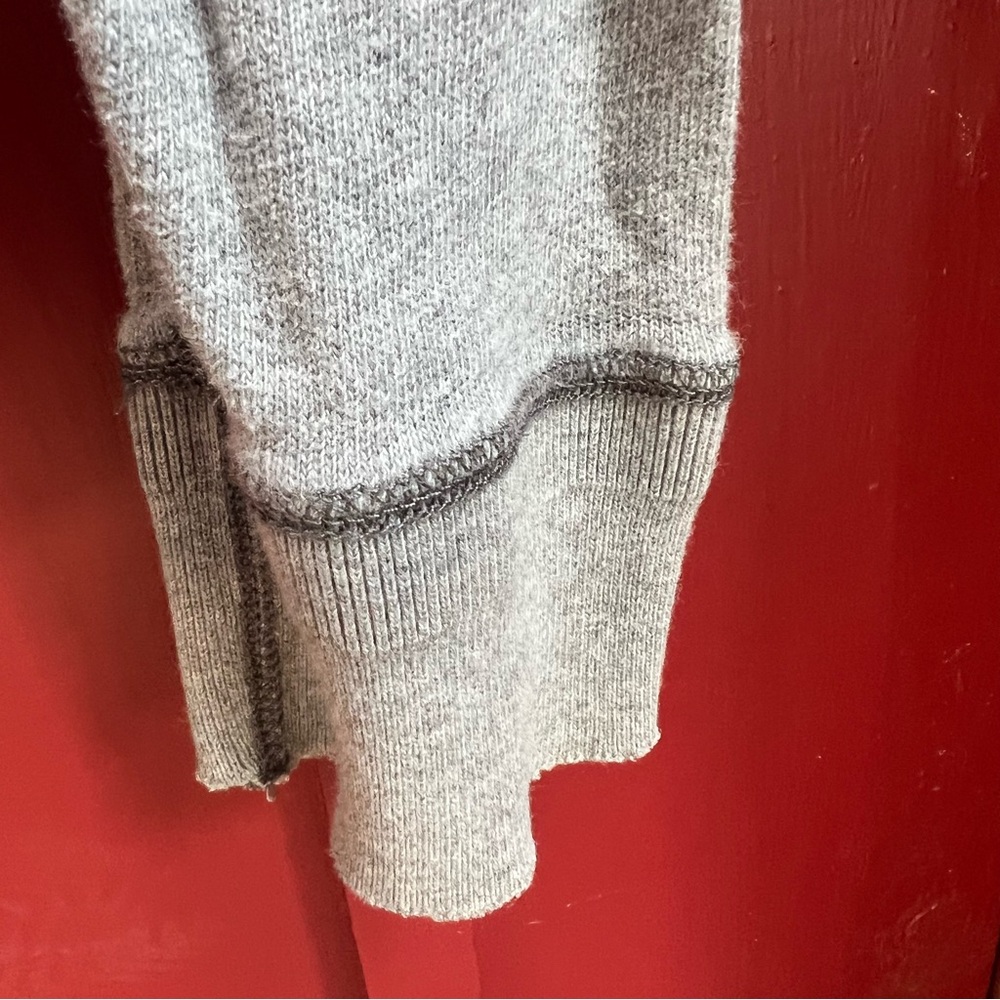 Abercrombie & Fitch Vintage 90’s Gray Henley Shirt - Picture 6 of 6